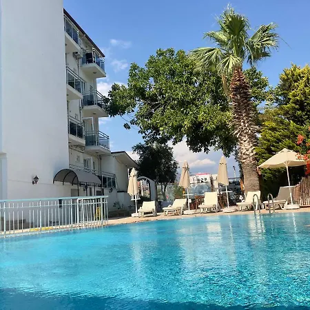 Mia Casa Hotel 3*