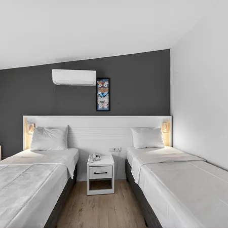 Mia Casa Hotel 3*