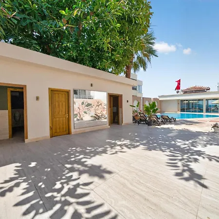 Mia Casa Hotel 3*